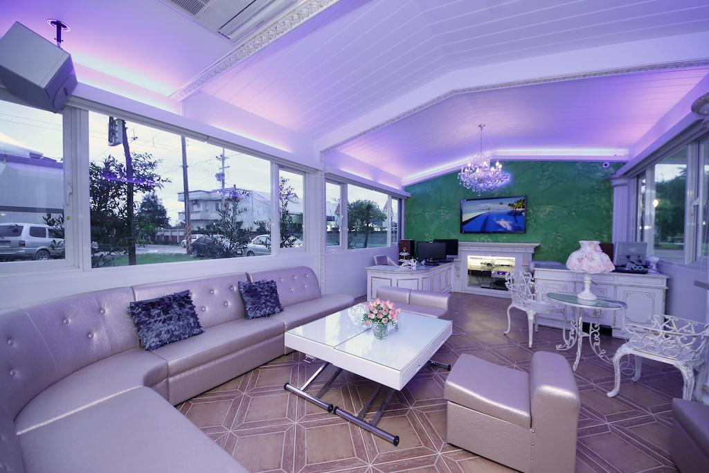 Avica Homestay Wujie Exterior photo