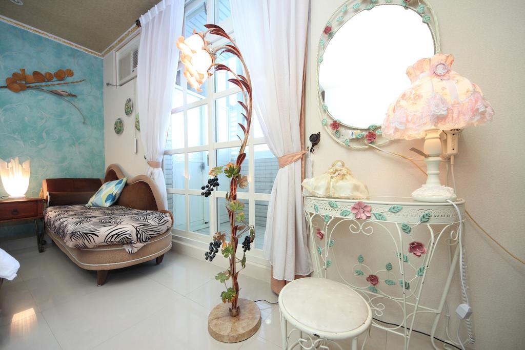 Avica Homestay Wujie Exterior photo